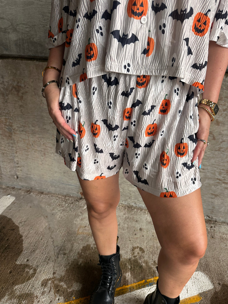 Halloween Vibes Flowy SHORTS