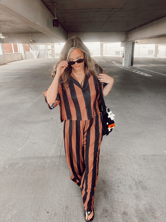 Black & Brown Striped Flowy TOP