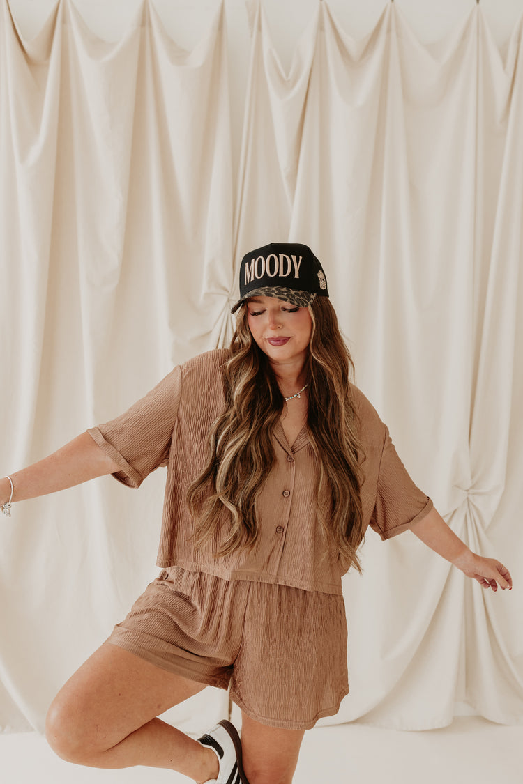 Flowy SS Top MOCHA MOUSSE