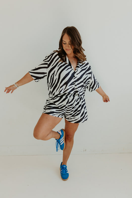 Zebra B&W Flowy SHORTS