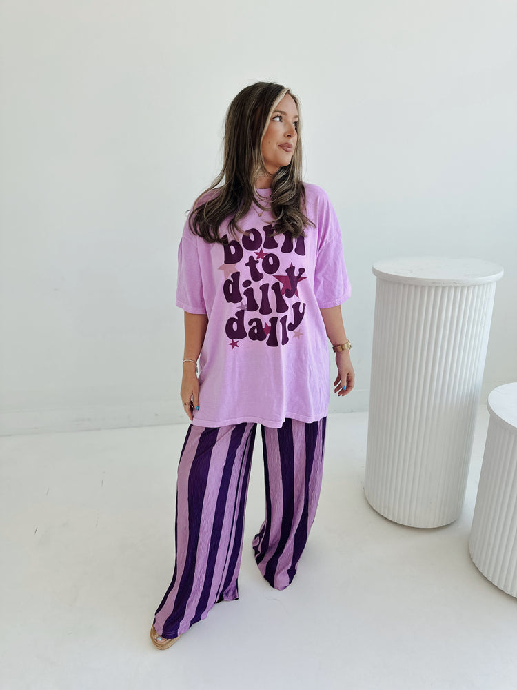 Dilly Dally Graphic T-shirt NEON VIOLET (full length)