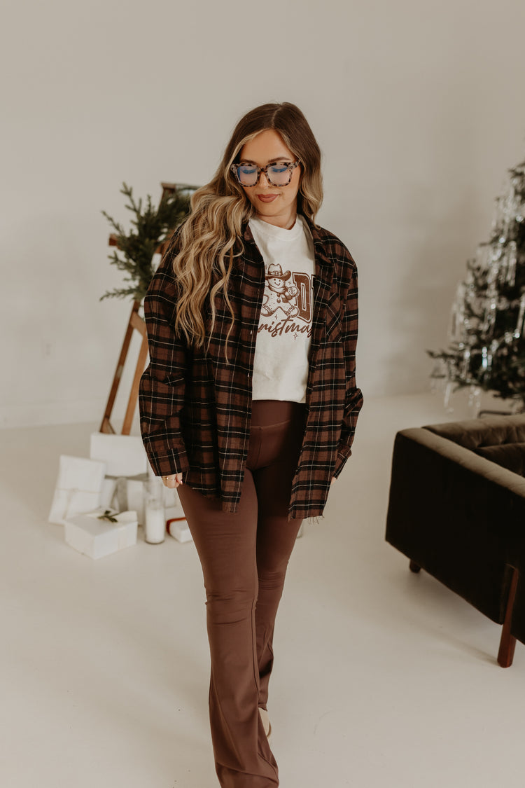 FRAYED ESSENTIAL FLANNEL (DARK BROWN)