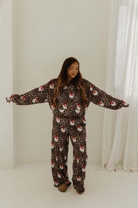 Vintage Santa Leopard Soft top