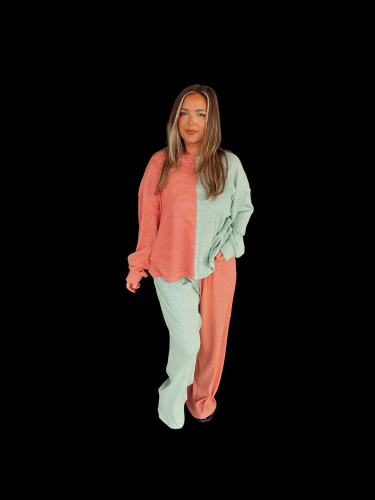 The Holiday Ribbed Comfy Cozy Set SPLICED