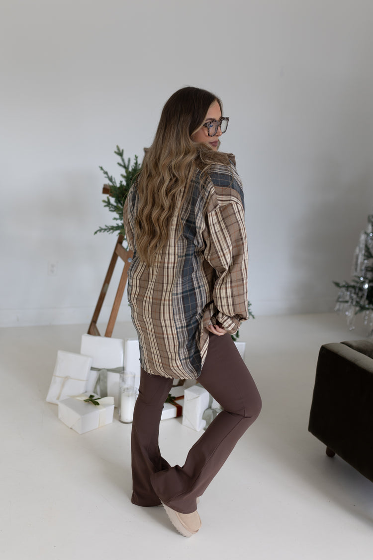 FRAYED ESSENTIAL FLANNEL (LIGHT BROWN)