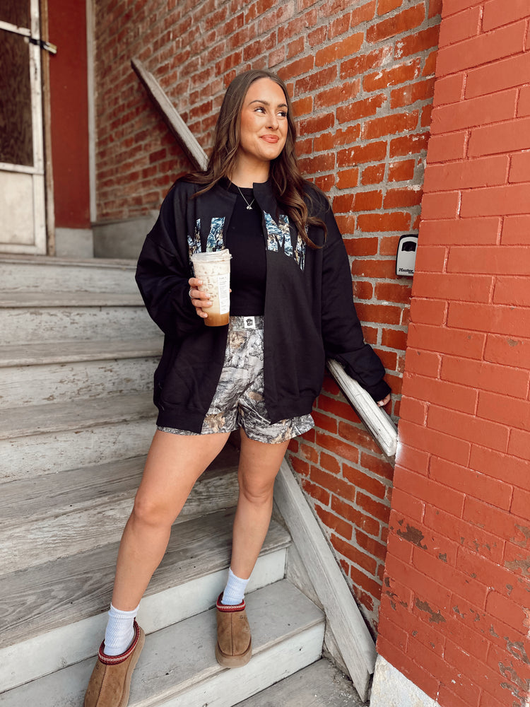 Grey MAMA Sweatshirt CUT