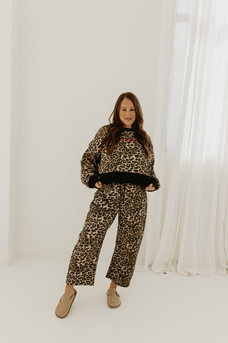 Merry Christmas Leopard Cropped Crew