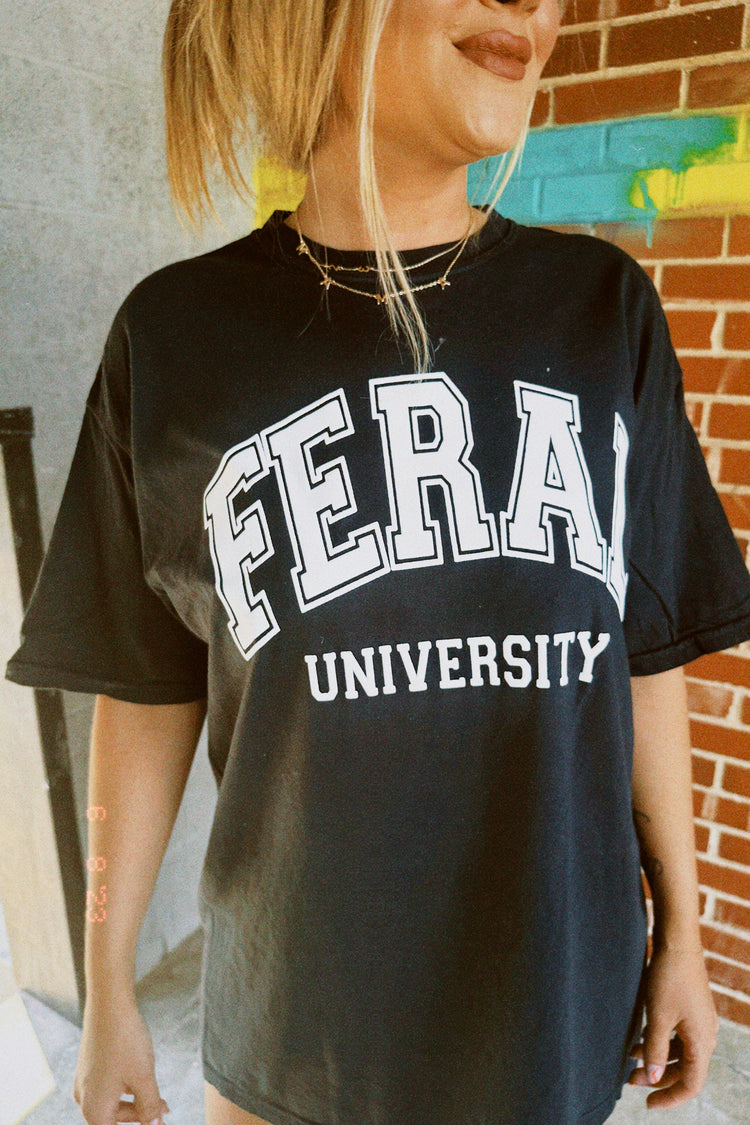 FERAL UNIVERSITY T (black)